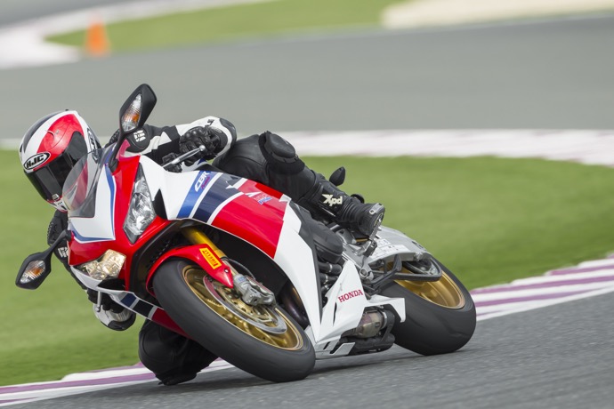 honda cbr 1000 rr sp modele 2014 en essai a losail au qatar