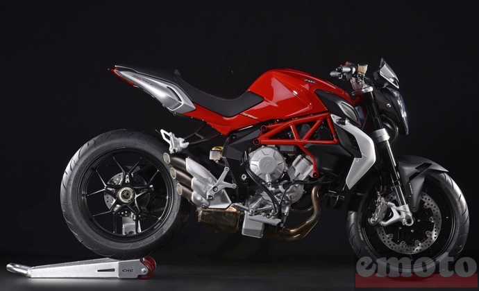 mv agusta brutale 800