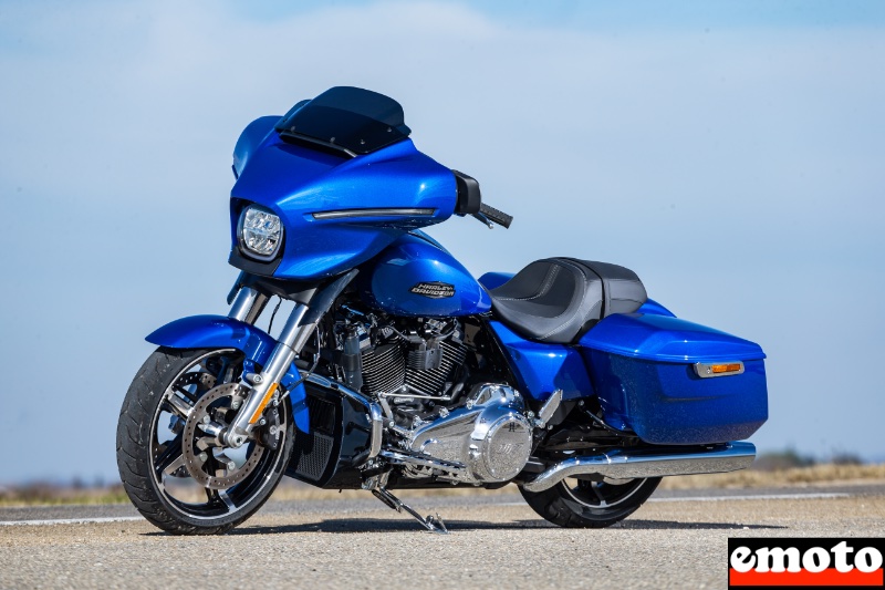 street glide 2024 cote gauche