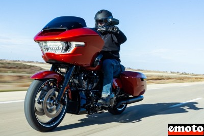 Harley-Davidson Road Glide 2024