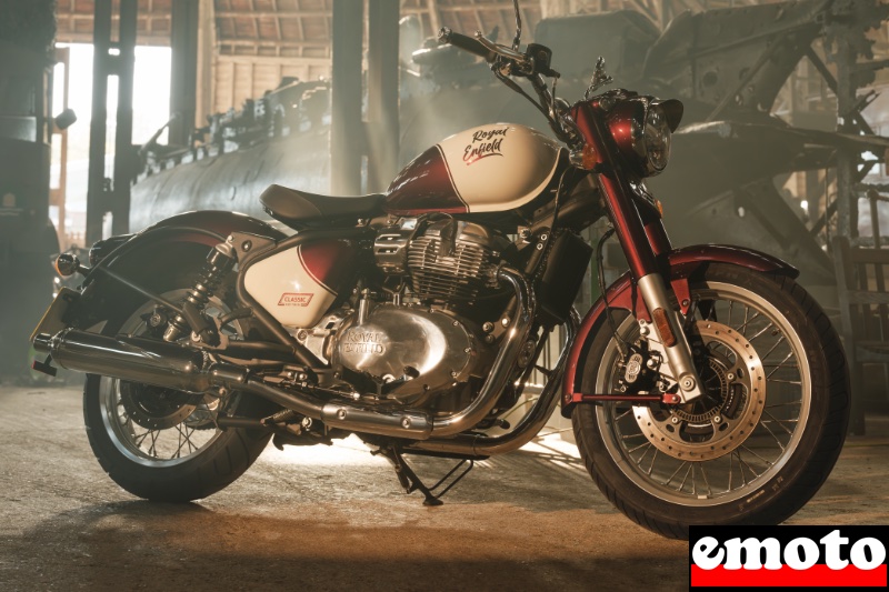classic 650 qui reprend les codes qu on connaissait avec le mono