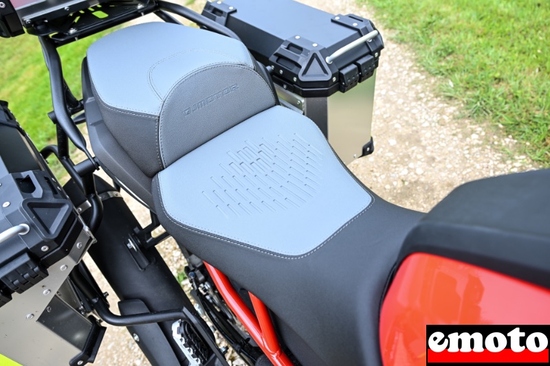 selles larges pour le confort de l assise de tout le monde