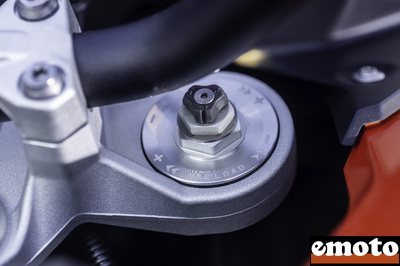 fourche inversee entierement reglable en 2025
