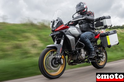 QJ Motor SRT 700 SX Touring
