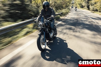 Brough Superior SS100, Dagger et Lawrence