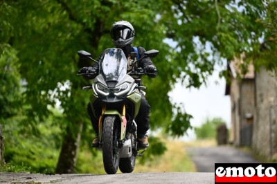 Essai TVS RTX 300