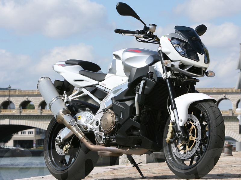 Essai Aprilia Tuono 1000