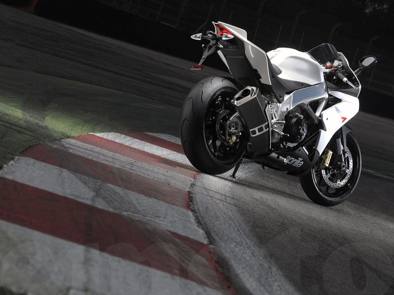 Aprilia RSV4R