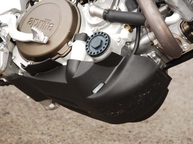 Essai Aprilia RXV 2007 par Jean-Michel Lainé Essai Aprilia RXV 2007 par Jean-Michel Lainé