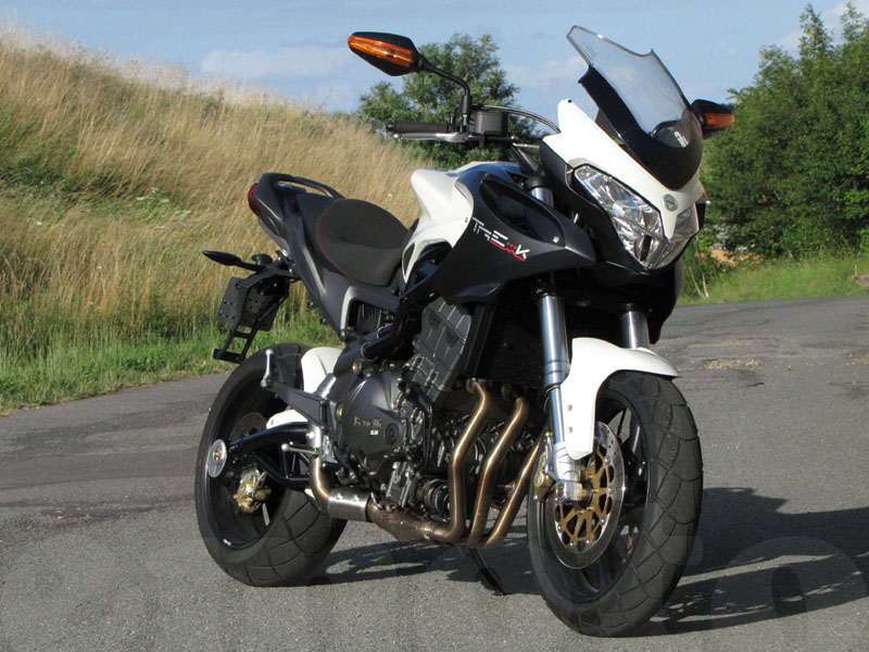 Benelli TreK 899