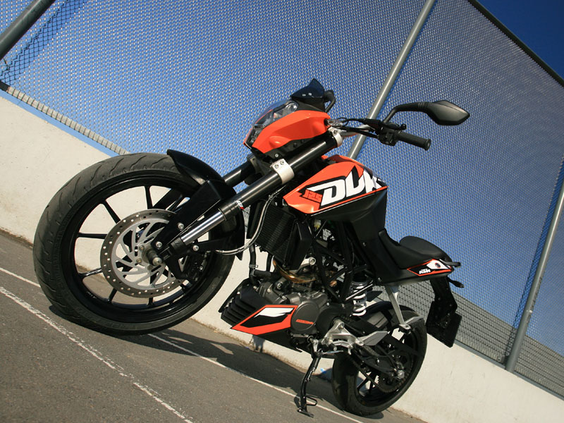 Essai KTM Duke 125