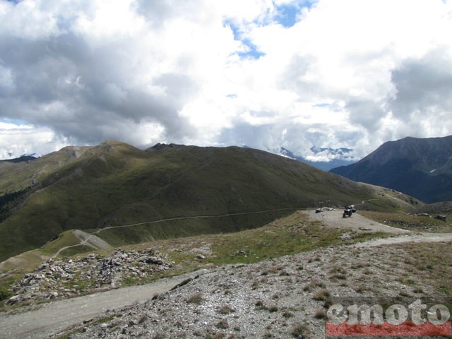 Balade Briançon - Susa : Strada dell'Assietta, montée vers le col, la suite