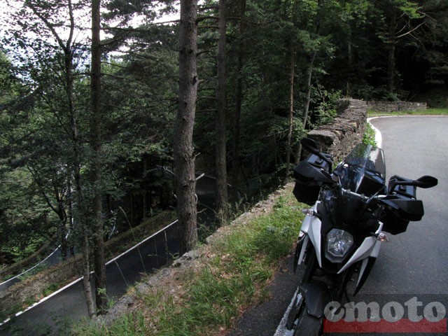 Balade Brianon - Susa : Descente du col delle Finestre, arrive vers Susa