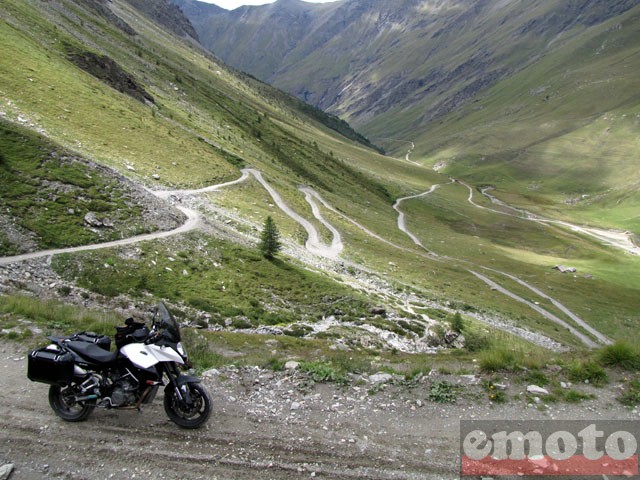 Balade Brianon - Susa : Vers le col du Sommeiller, au-dessus du refuge avant le plateau