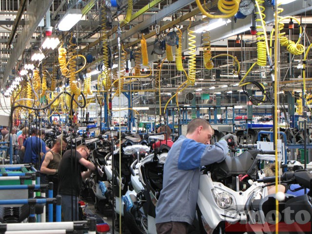 Usine MBK / Yamaha de Saint-Quentin : chaine scooters 125 et 250