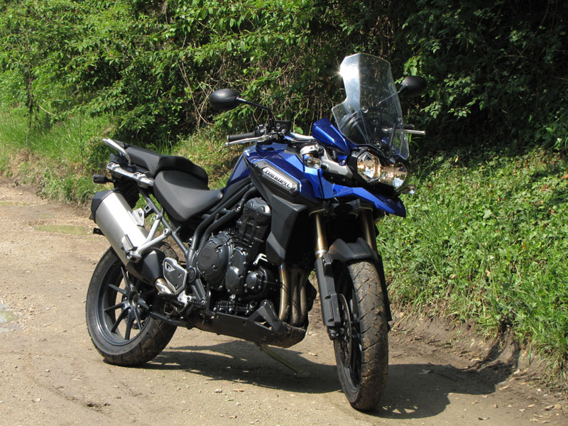 Essai Triumph Tiger Explorer 1200 2012 par Jean-Michel Lainé Essai Triumph Tiger Explorer 1200 2012 par Jean-Michel Lainé