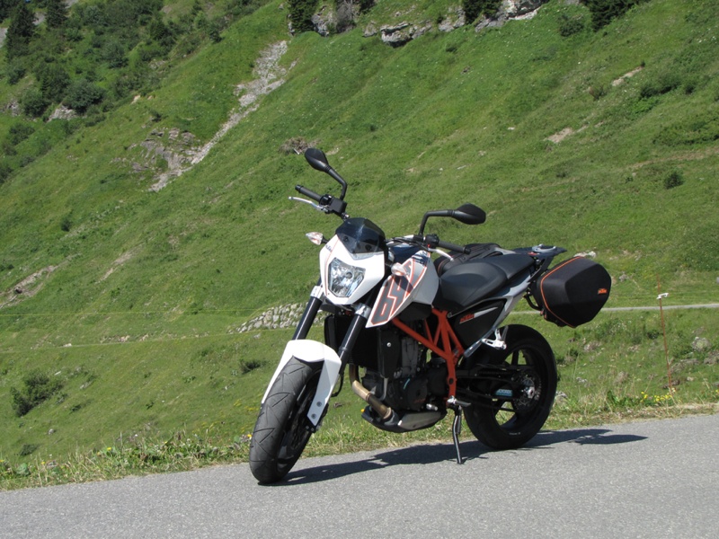 Essai KTM Duke 690