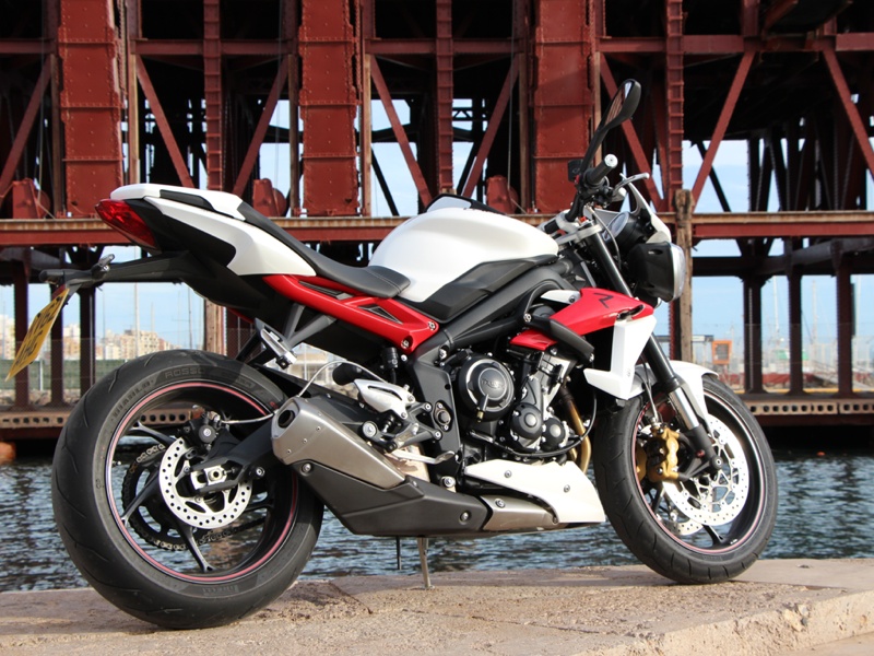 Essai Triumph Street Triple R