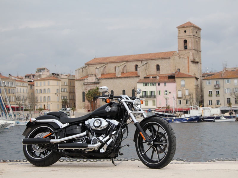 Essai Harley-Davidson Breakout