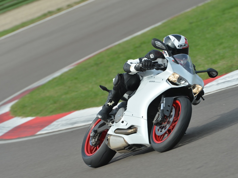 Essai Ducati 899 Panigale