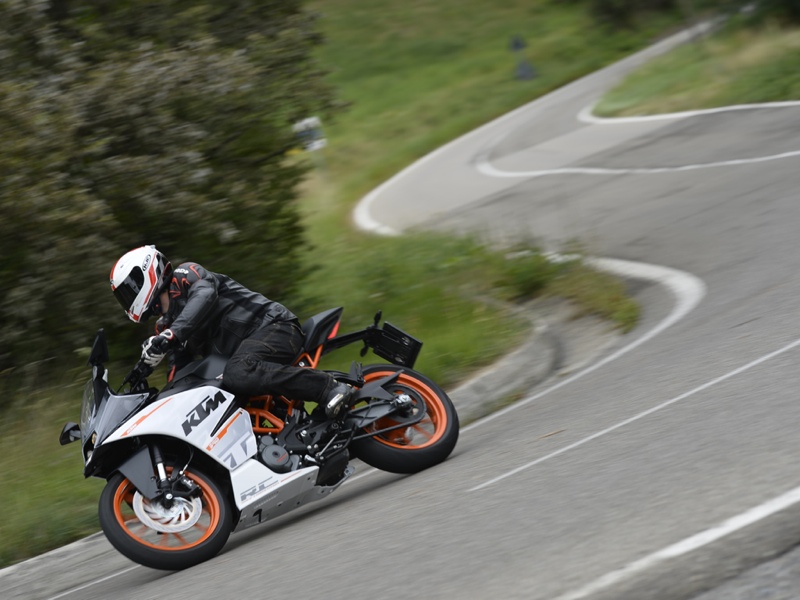 Essai KTM RC 390 Essai KTM RC 390