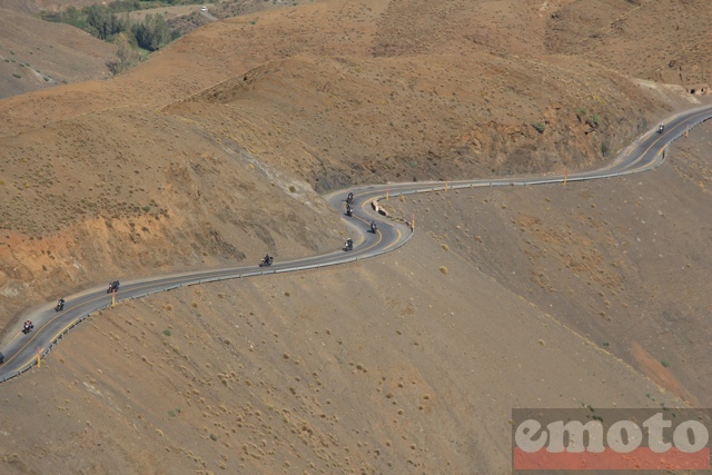 rallye v strom 2014 j2 marrakech ait ben haddou le groupe sur le tichka