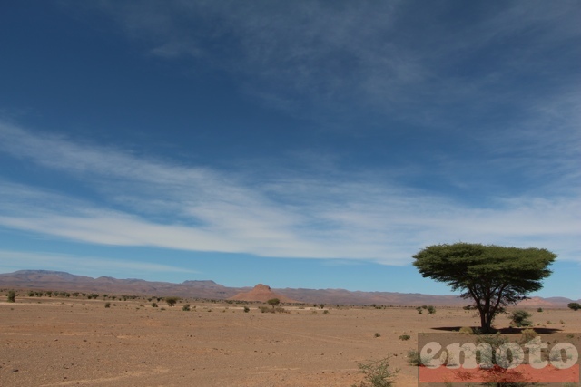 rallye v strom 2014 j4 merzouga zagora sur la route de tazzarine