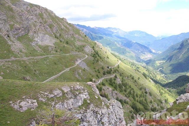 col de l assietta descente dans la vallee