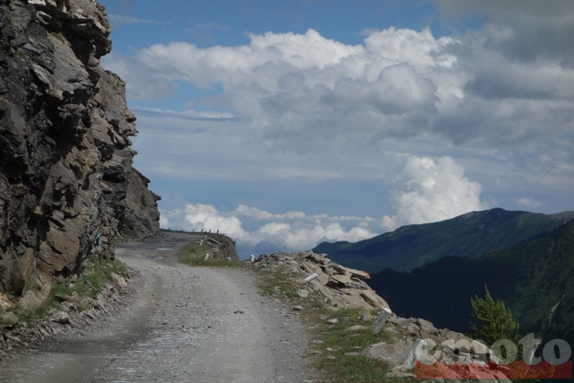 col de l assietta la descente au bord du gouffre