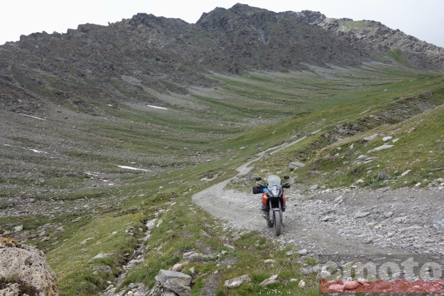 col du sommeiller une premiere vallee au dessus du refuge