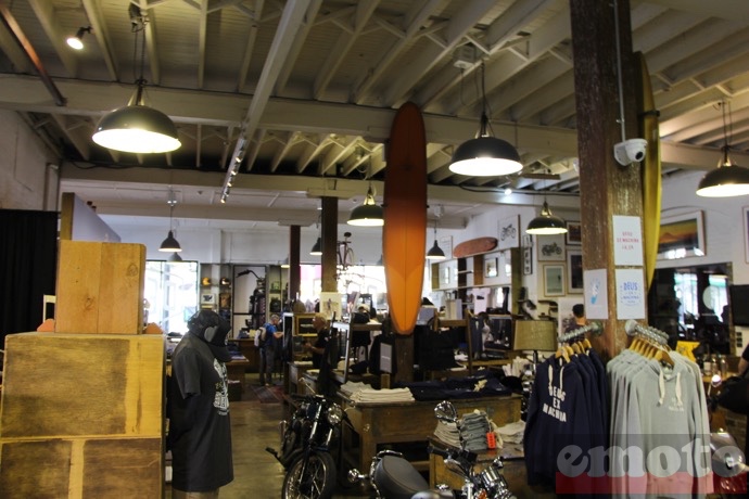 deus ex machina sydney fringues surf et motos partout deus ex machina sydney fringues surf et motos partout