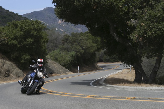 Route : Mulholland Drive en Californie aux Etat-Unis Route : Mulholland Drive en Californie aux Etat-Unis