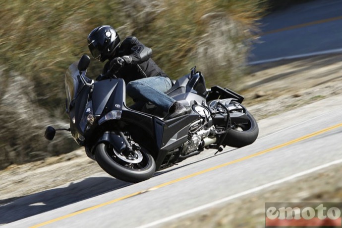 yamaha t max 530 en 2012