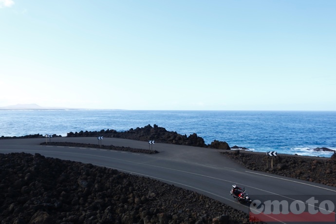 lanzarote attention de ne pas franchir la ligne blanche pour aller au parking