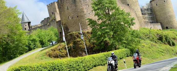 Luxembourg à moto J2 : Mullerthal, petite Suisse et Ardennes Luxembourg à moto J2 : Mullerthal, petite Suisse et Ardennes