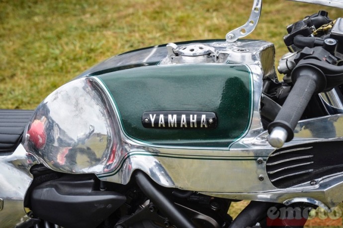 yamaha mt 07 son reservoir taille a la hache ou a la main on ne sait pas yamaha mt 07 son reservoir taille a la hache ou a la main on ne sait pas
