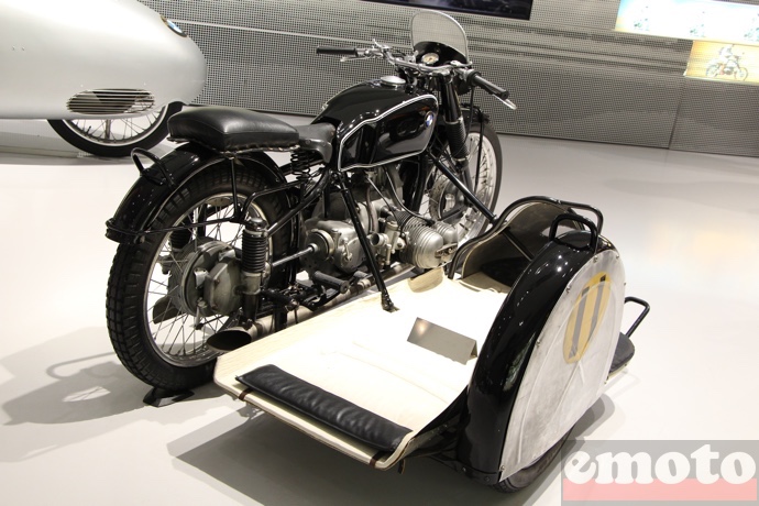 ce sidecar bmw n est pas un basset cette fois ci