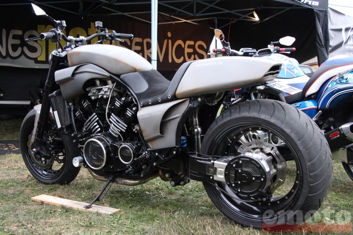 vmax 1200 par cannes moto services