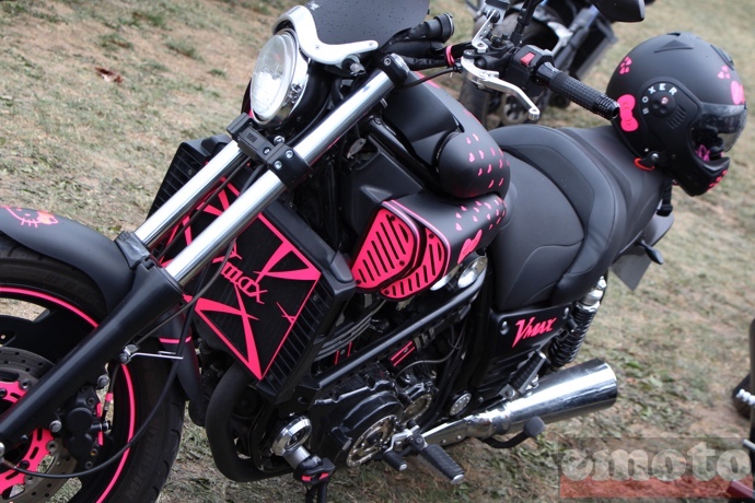 vmax hello kitty