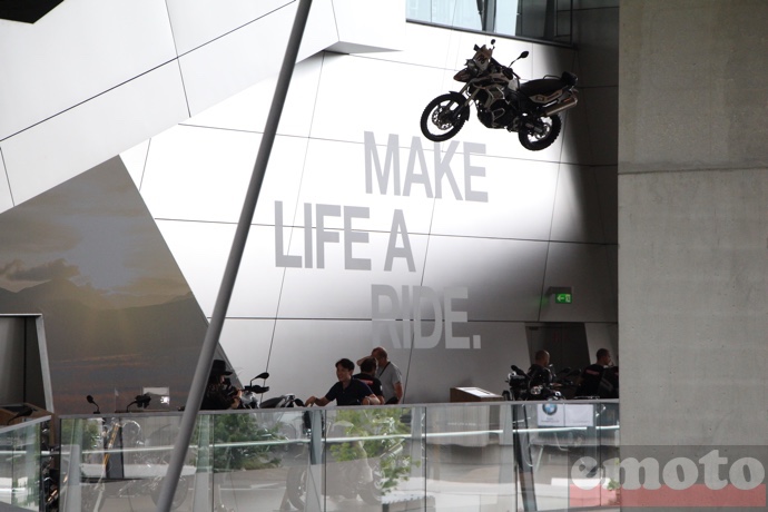 petit espace moto au bmw welt petit espace moto au bmw welt
