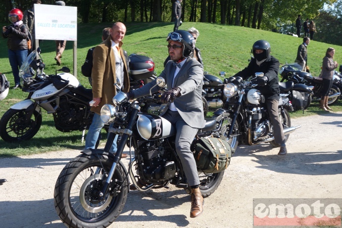 aucune faute de gout dans l assortiment des v tements et la moto aucune faute de gout dans l assortiment des v tements et la moto