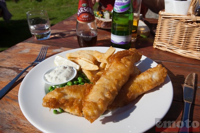 tracer tour j1 10 pause fish and chips ici dans une assiette table et pas dans un cornet ou une barquette tracer tour j1 10 pause fish and chips ici dans une assiette table et pas dans un cornet ou une barquette