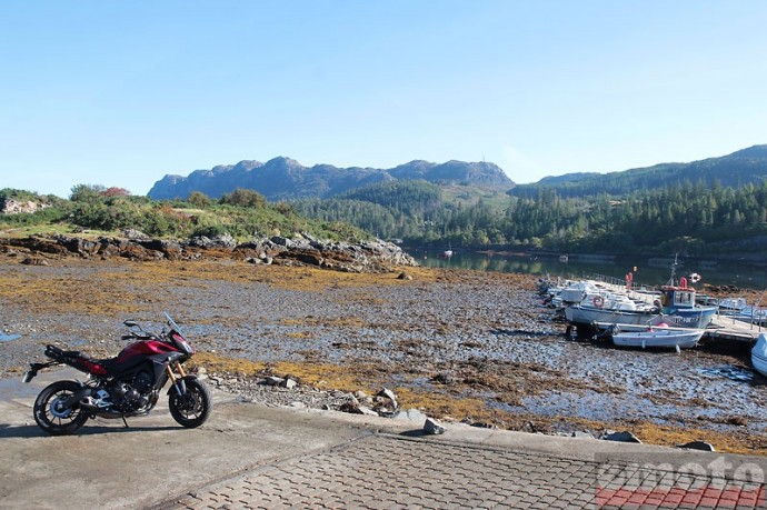 tracer tour j2 12 nouvelle pause devant un petit port marr e basse tracer tour j2 12 nouvelle pause devant un petit port marr e basse