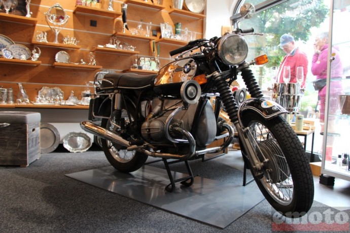 garmisch partenkirchen se met a l heure bmw avec ce toaster expose dans une boutique d arts de la table garmisch partenkirchen se met a l heure bmw avec ce toaster expose dans une boutique d arts de la table