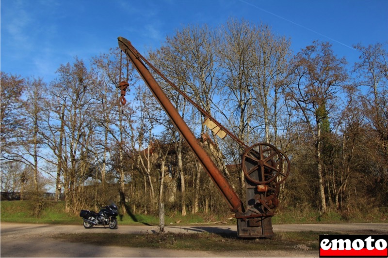 grue a la gare marchandise de tamnay chatillon