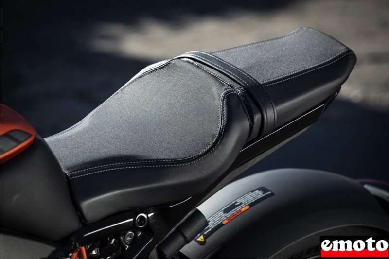 selle ergonomique a 780 mm pour le pilote selle ergonomique a 780 mm pour le pilote