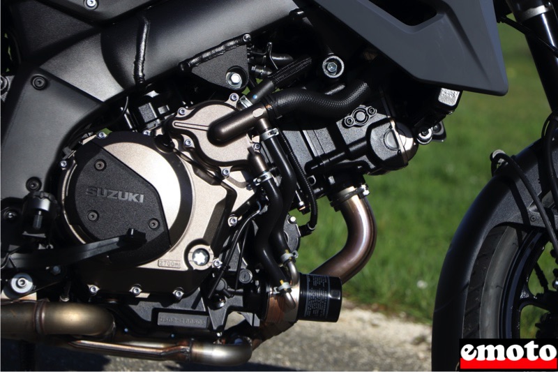 le moteur bicylindre en v ne change pas mecaniquement mais l electronique evolue le moteur bicylindre en v ne change pas mecaniquement mais l electronique evolue