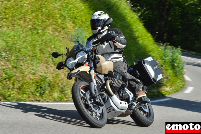 moto guzzi v85tt travel avec la valise cote gauche de 27 5 litres