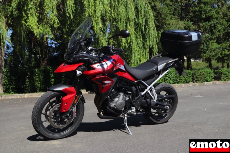 triumph tiger 900 gt pro cote gauche sans le silencieux