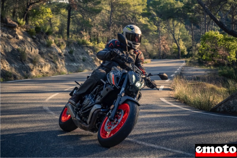 Essai Yamaha MT 07 2021, yamaha mt 07 2021 en essai vers marseille